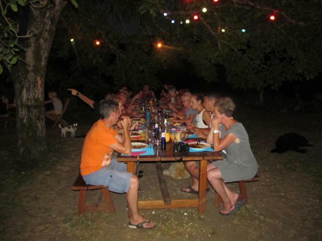 Bed and Breakfast Goute La Vie Marchamp Экстерьер фото