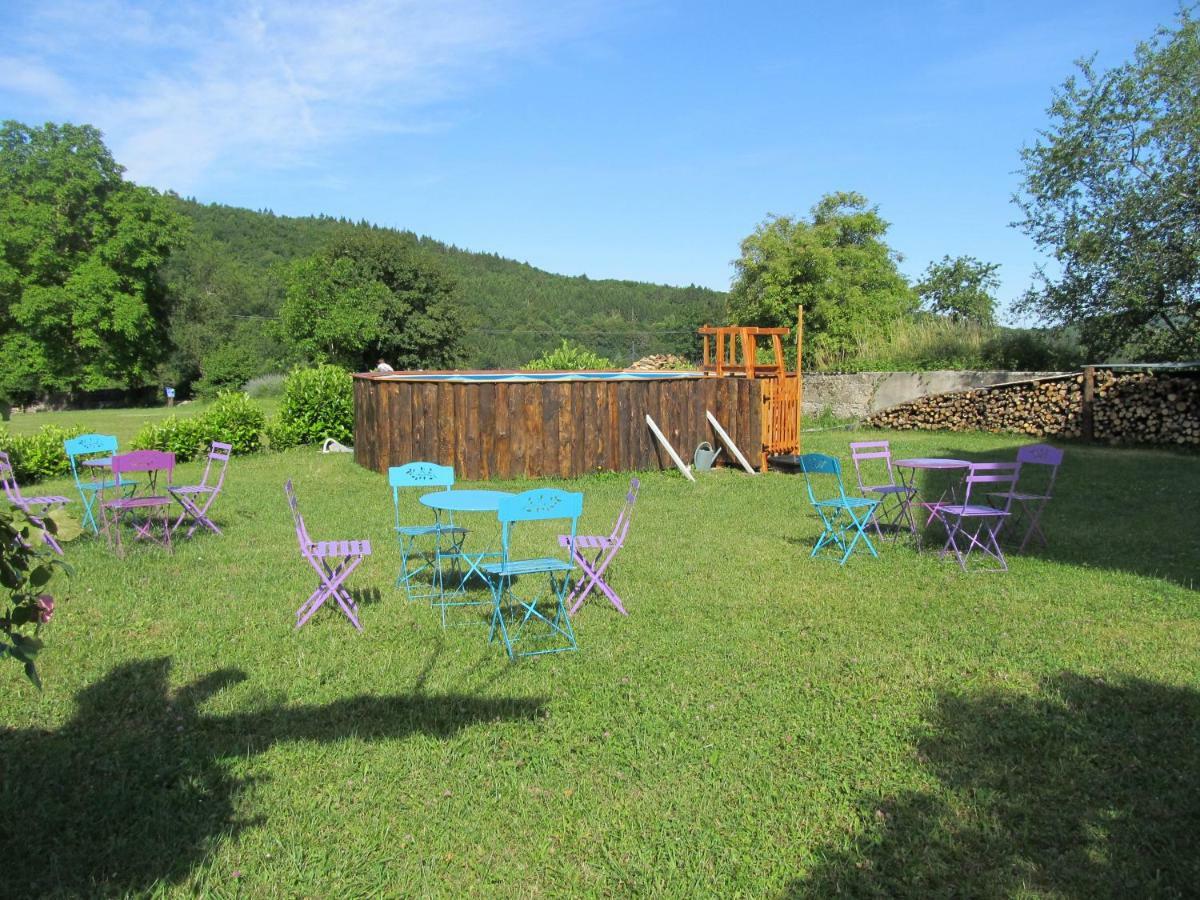 Bed and Breakfast Goute La Vie Marchamp Экстерьер фото